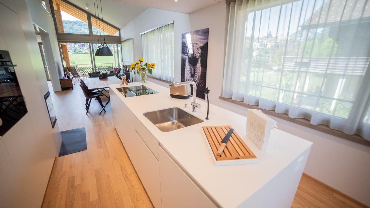 Seaside-Lodge, Top Apartment Spiez Eksteriør bilde